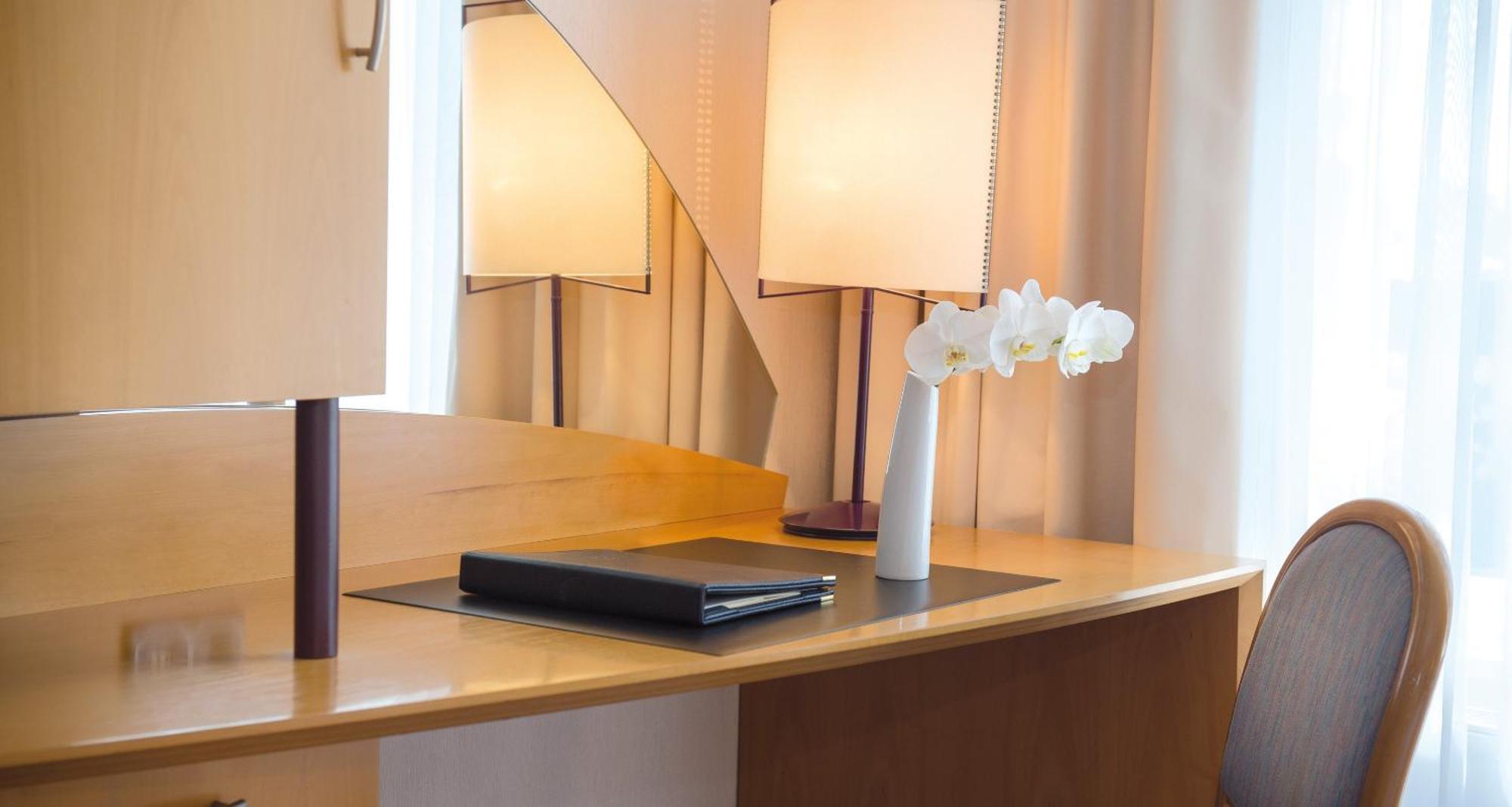 Victor'S Residenz-Hotel Frankenthal ฟรังเคนทาล ห้อง รูปภาพ