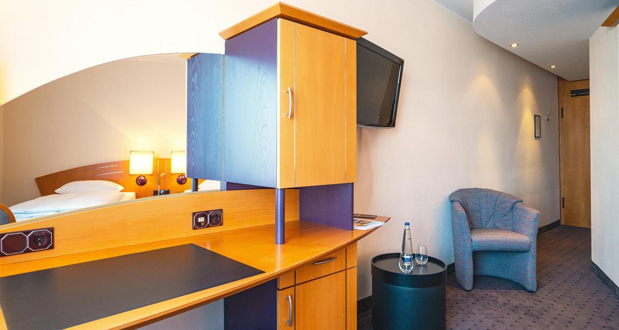 Victor'S Residenz-Hotel Frankenthal ฟรังเคนทาล ห้อง รูปภาพ